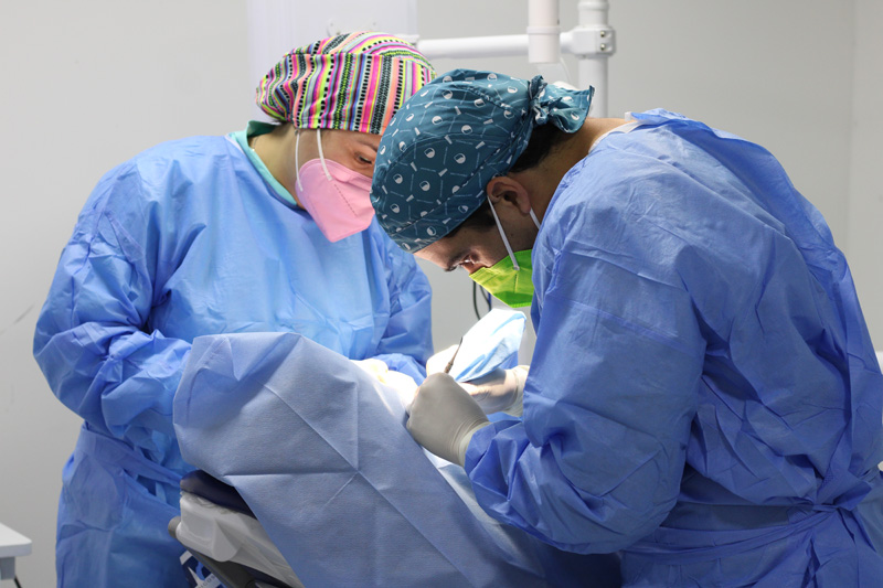 atención de urgencia dental en colina